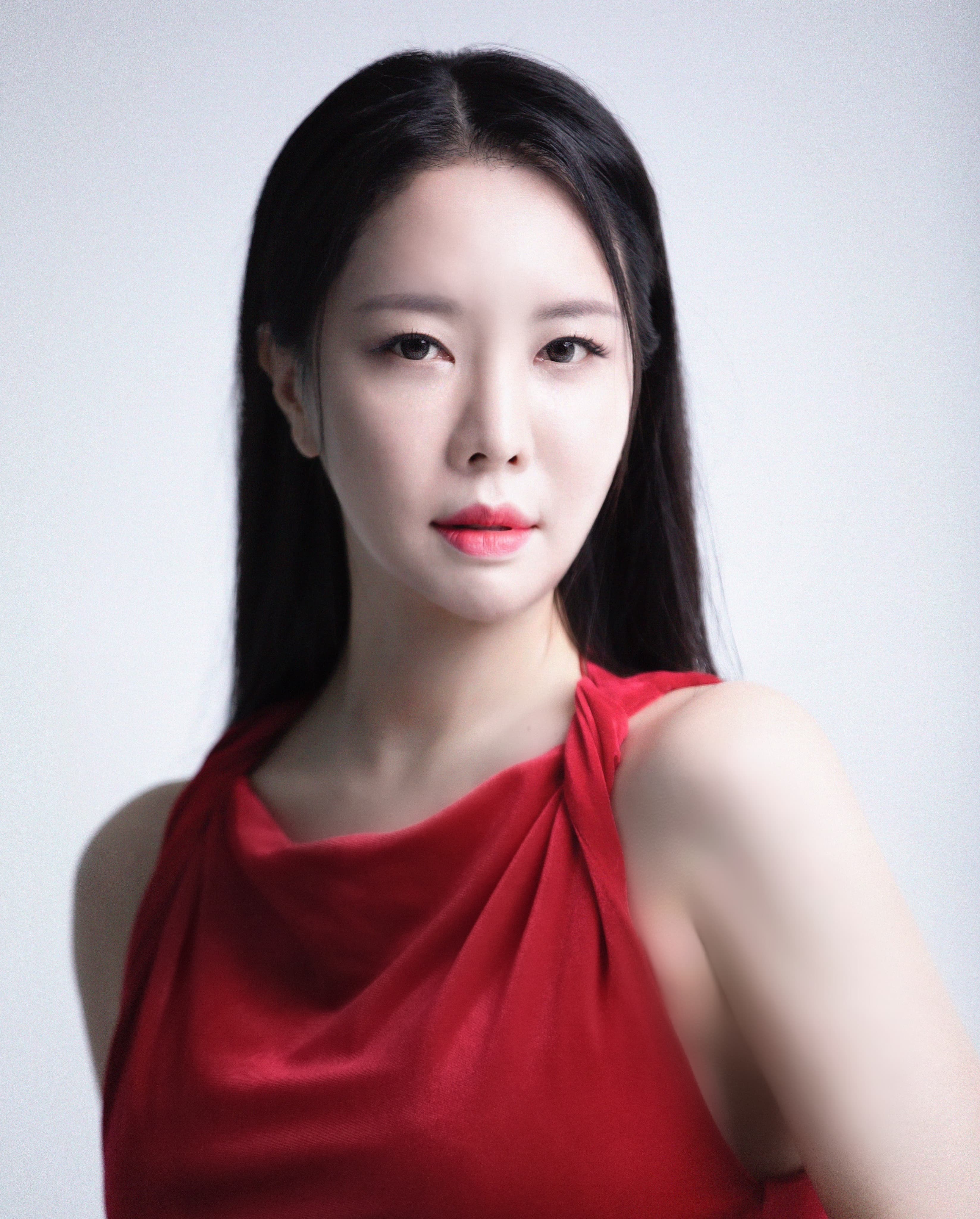 Studio portrait - red dress